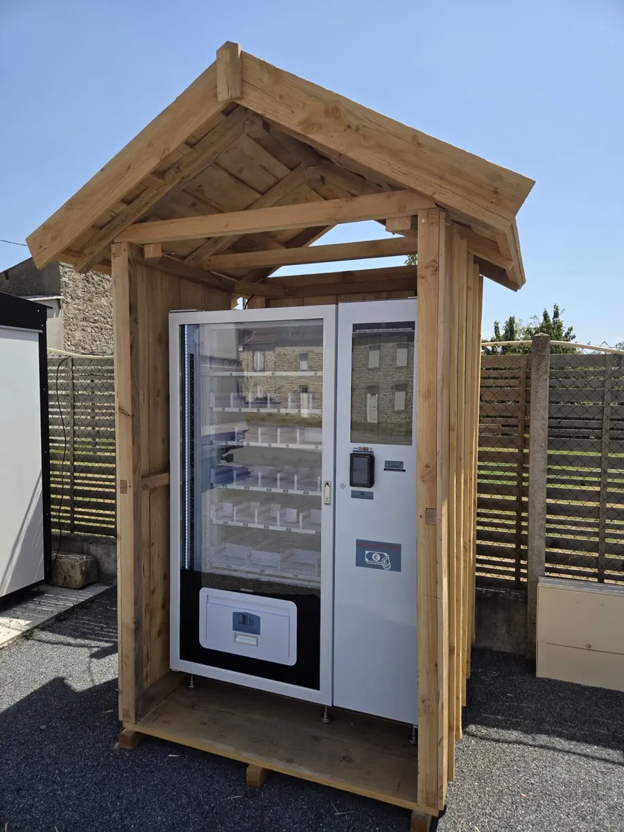 Distribuidor automático con elevador de la Ferme du Cabri’O’Lait para quesos y productos lácteos