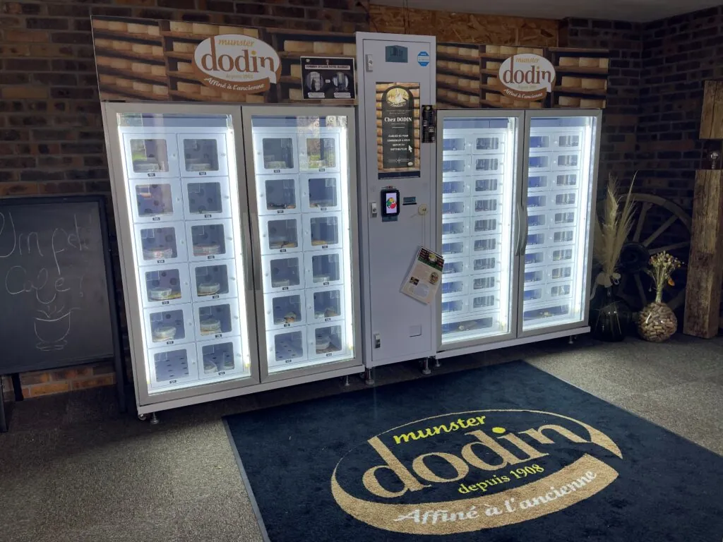 Distribuidores automáticos refrigerados Maison DODIN para quesos artesanales en Lapoutroie